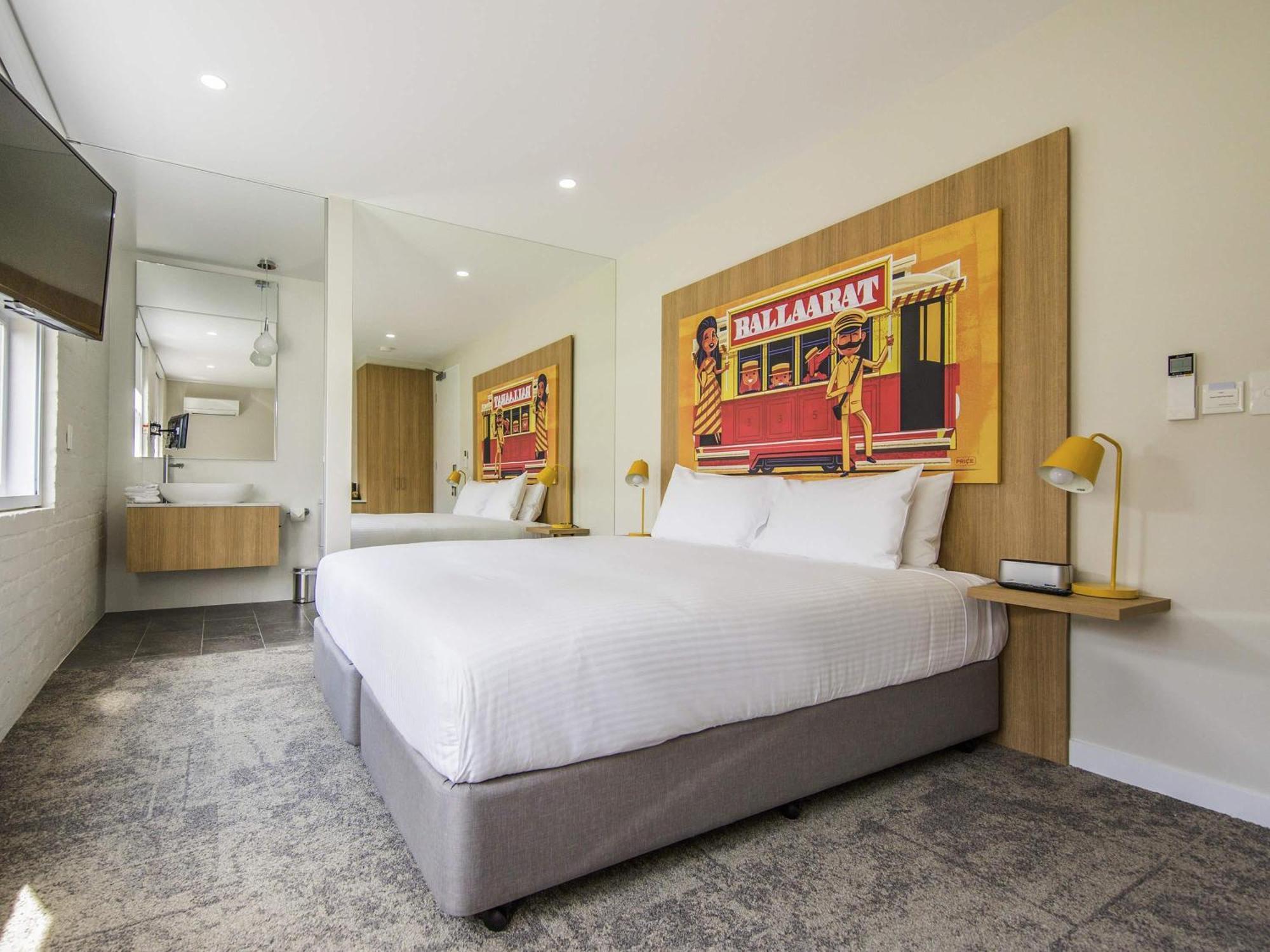 Superior King Room